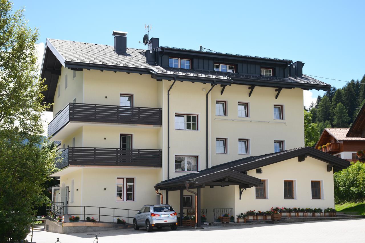 Hotel Casa Baldelli Toblach Exterior foto