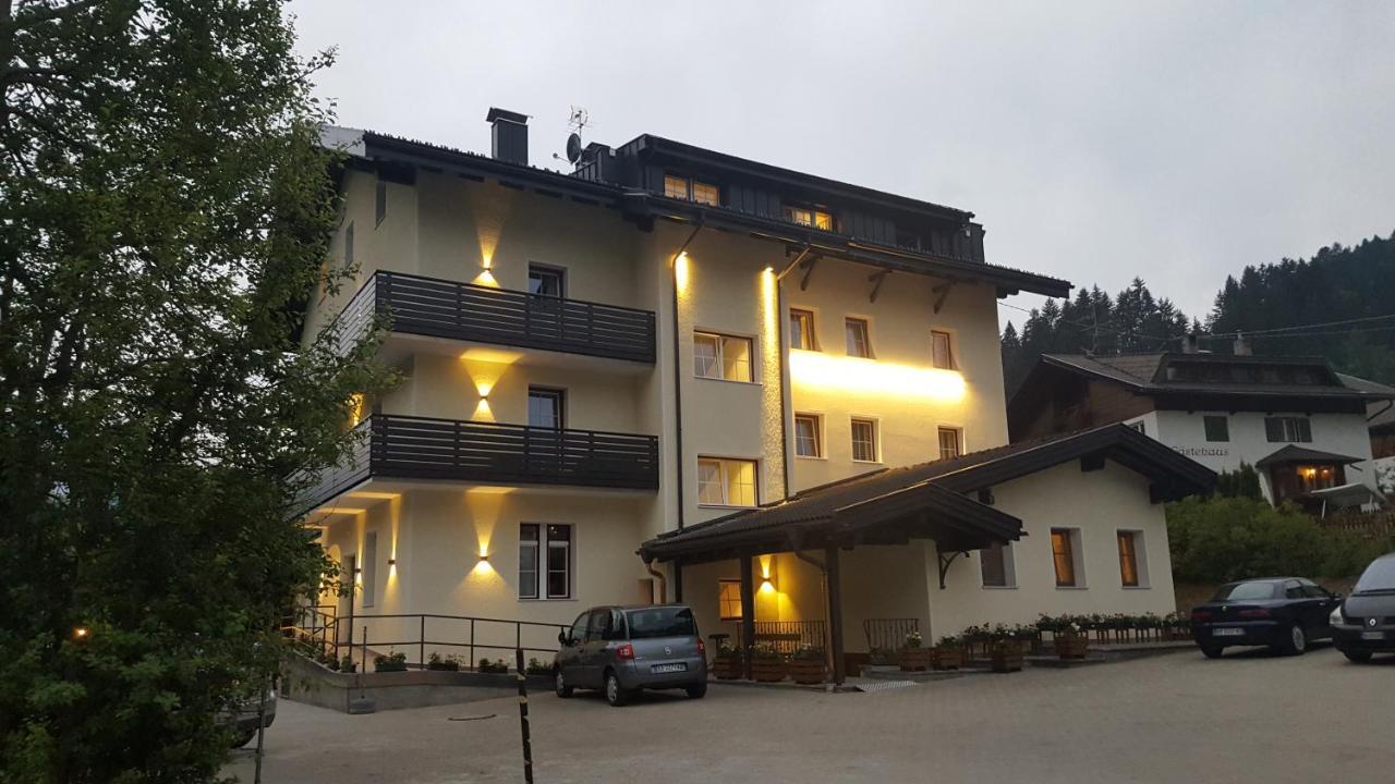 Hotel Casa Baldelli Toblach Exterior foto